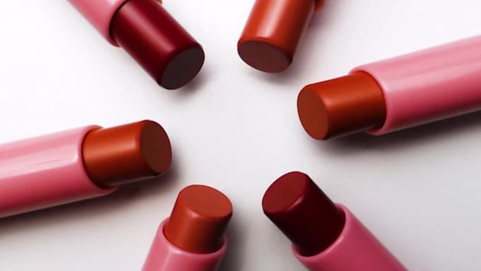 create 3d lipstick animation 3d cosmetic video 3d lipstick model 3d promo video