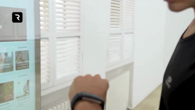 build a private labeled fitness mirror with 32 inch display