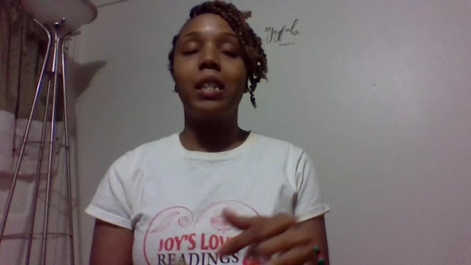 perform a detailed tarot love reading