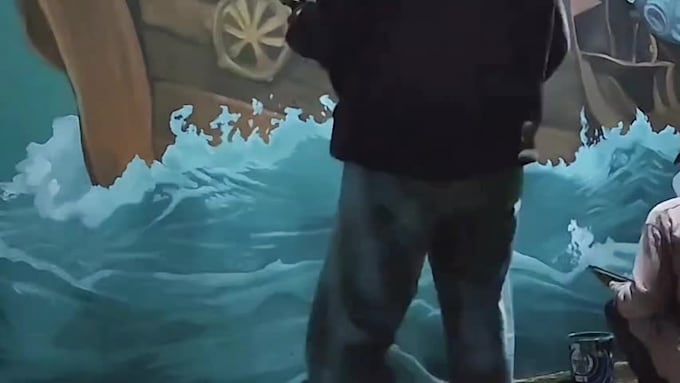 paint real mural on the wall