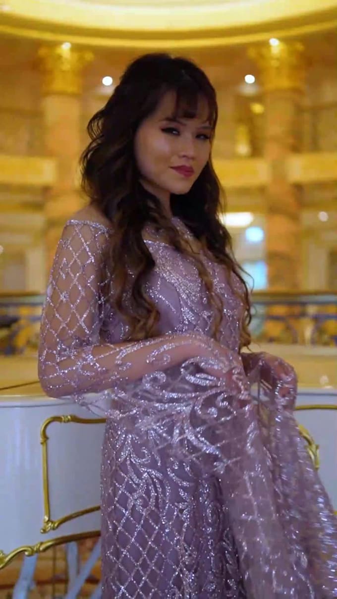 be your personal photographer when you travel in dubai