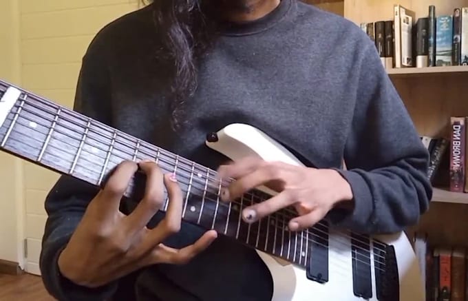 teach you to play guitar