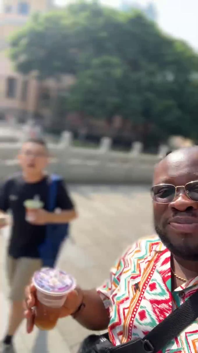 be a local tour guide in guangzhou
