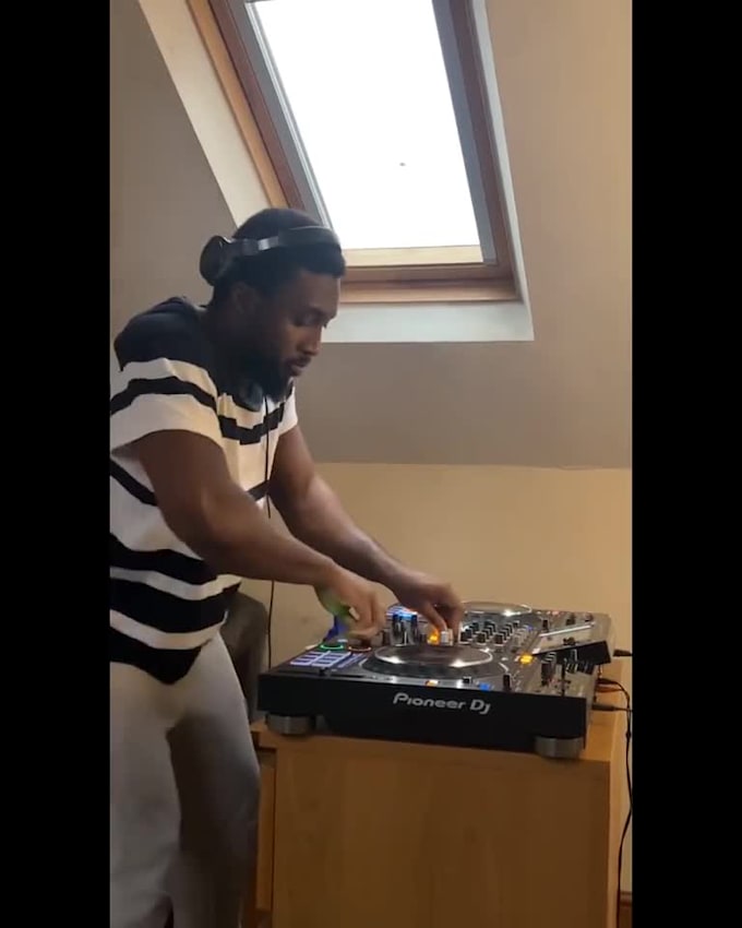 Make an immersive professional dj mix from your playlist by George_t ...