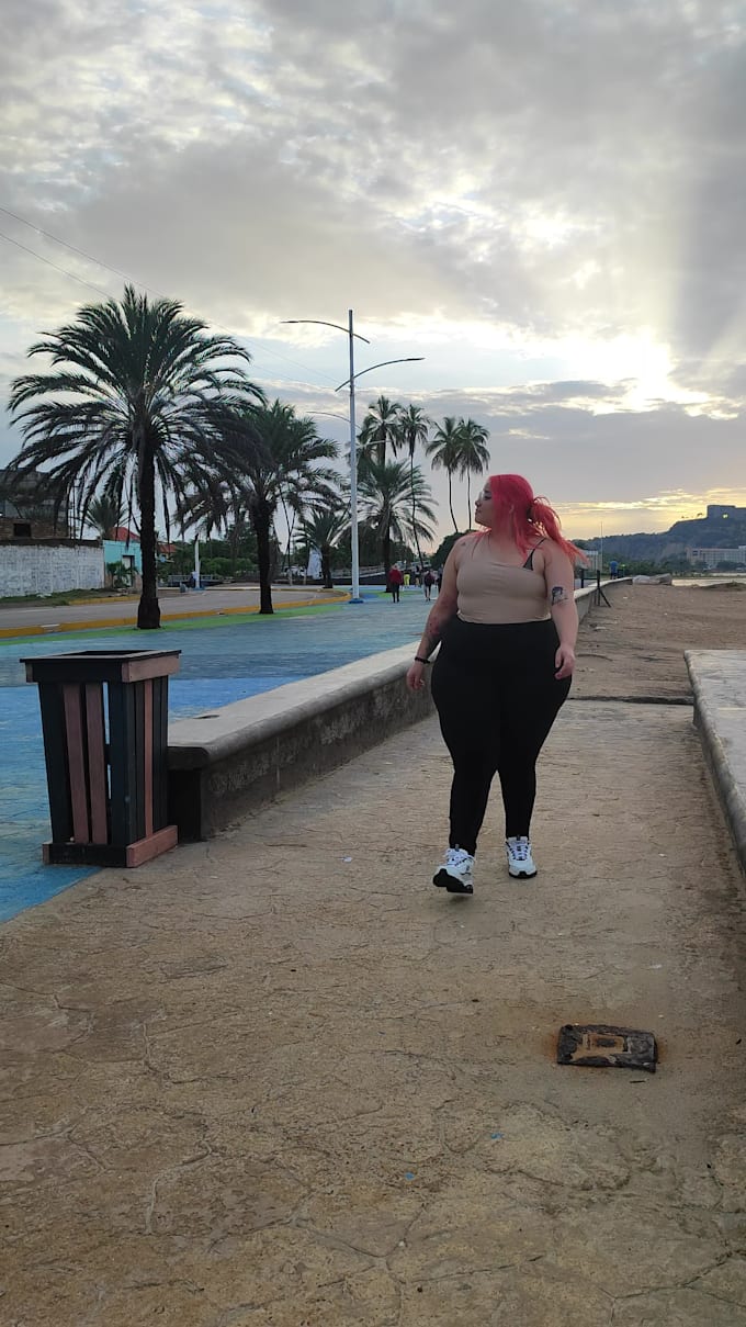 be your curvy plus size model