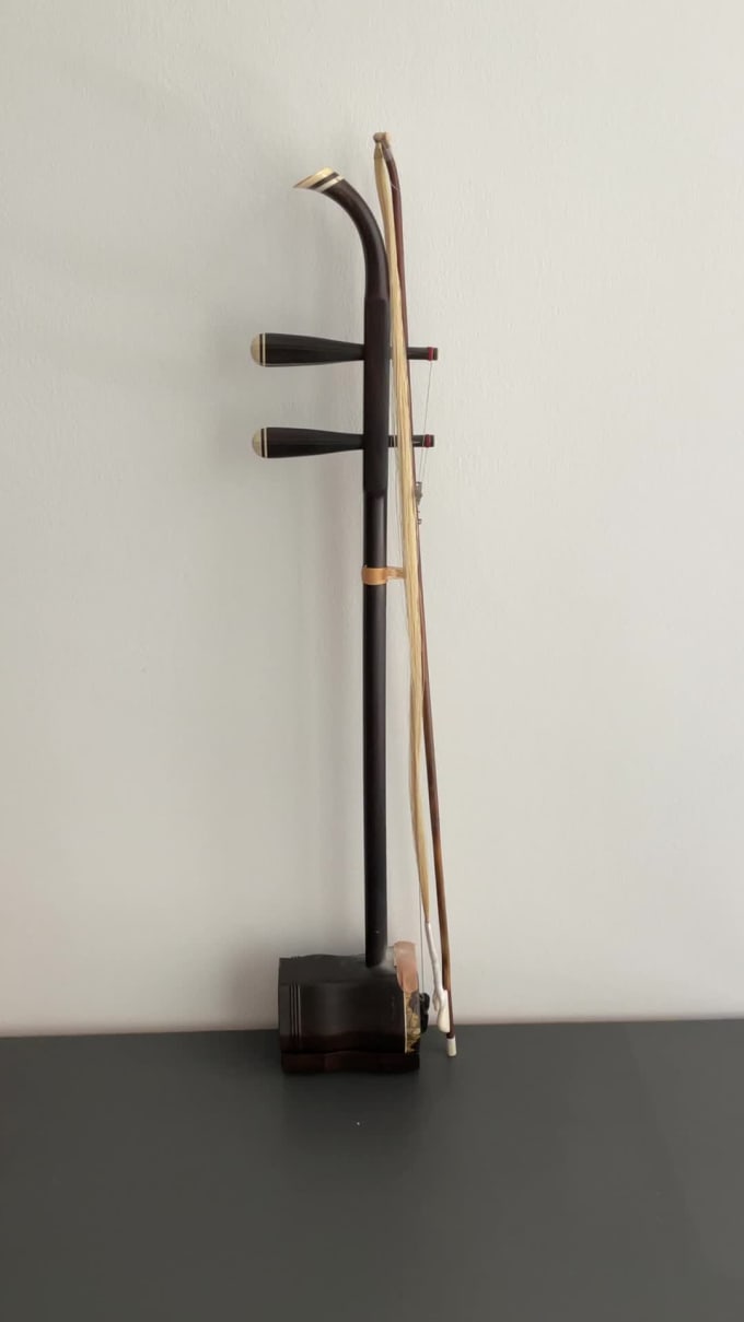 Teach erhu classes in spanish by Amanda_jt | Fiverr