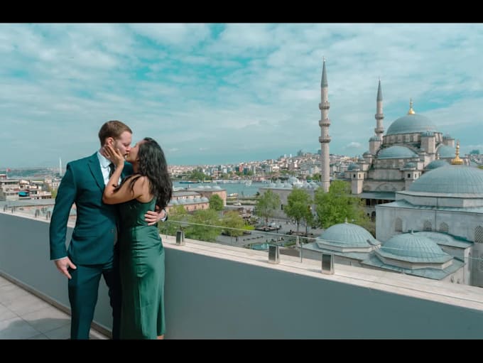 be couple photographer in istanbul