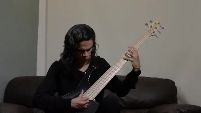 be you personal remote bass player