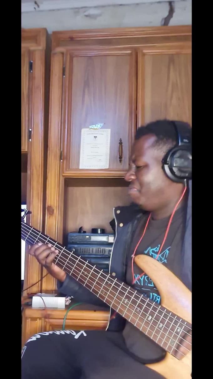 create hiphop basslines for you