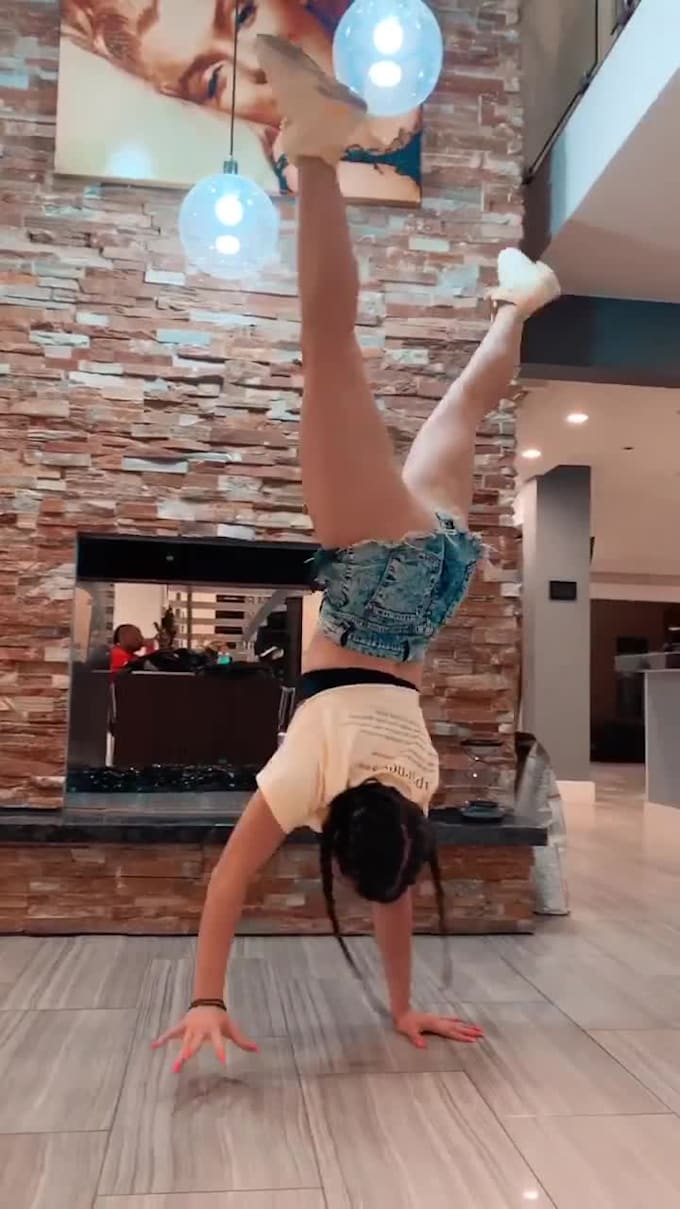 Dance twerk dance, video, dance video, twerking dance by Charlottava