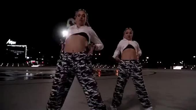 do shuffle dance, twerk dance, tiktok dance, choreography group dance