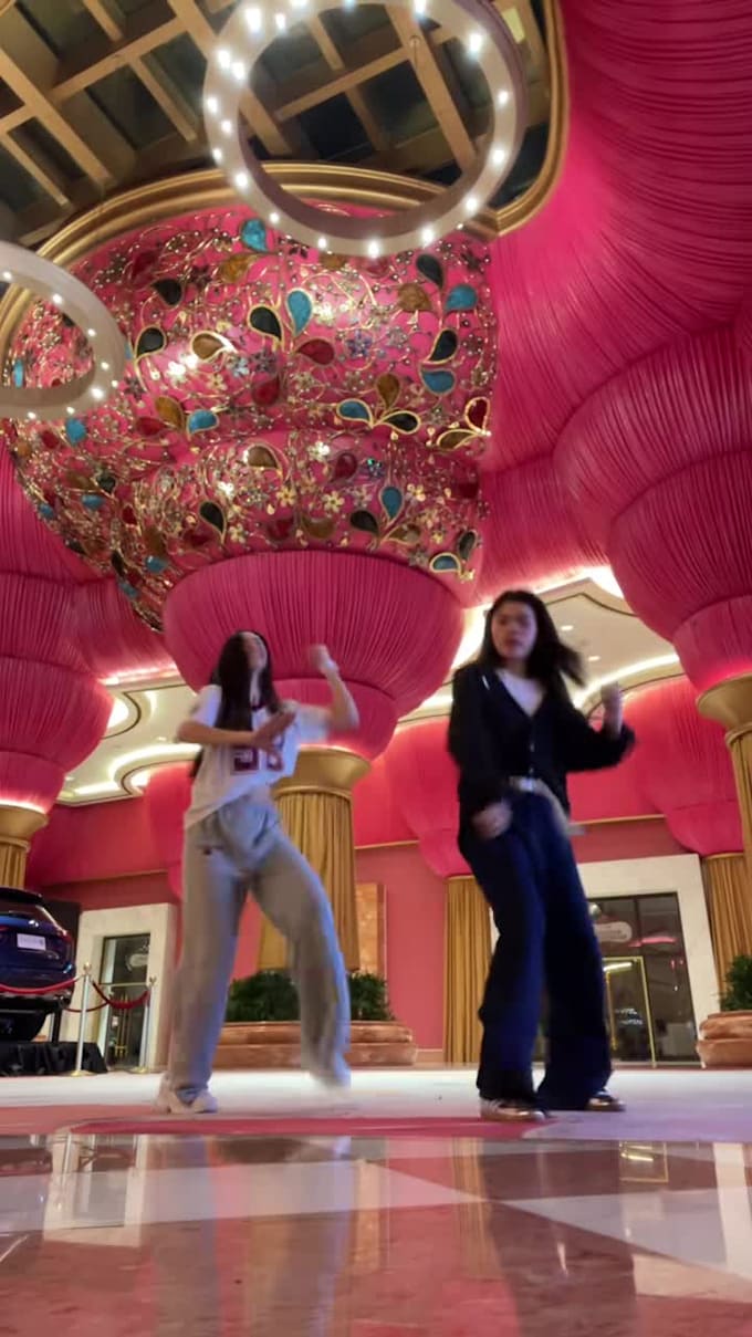 create tiktok dance videos, choreography and dance challenges