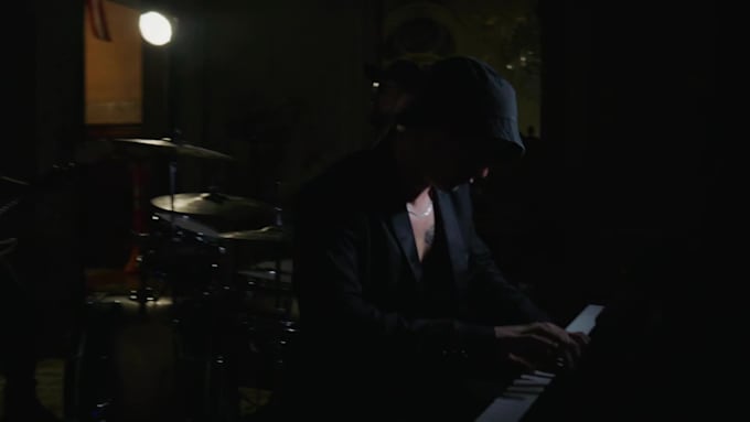 play your piano pop, edm or indie