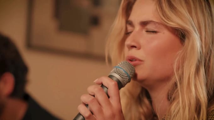 sing professional female dutch pop and dance pop vocal