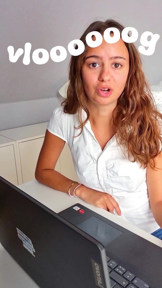 unbox your product as your german ugc creator