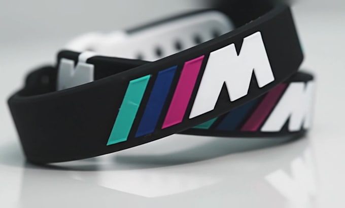 design professional custom wristbands
