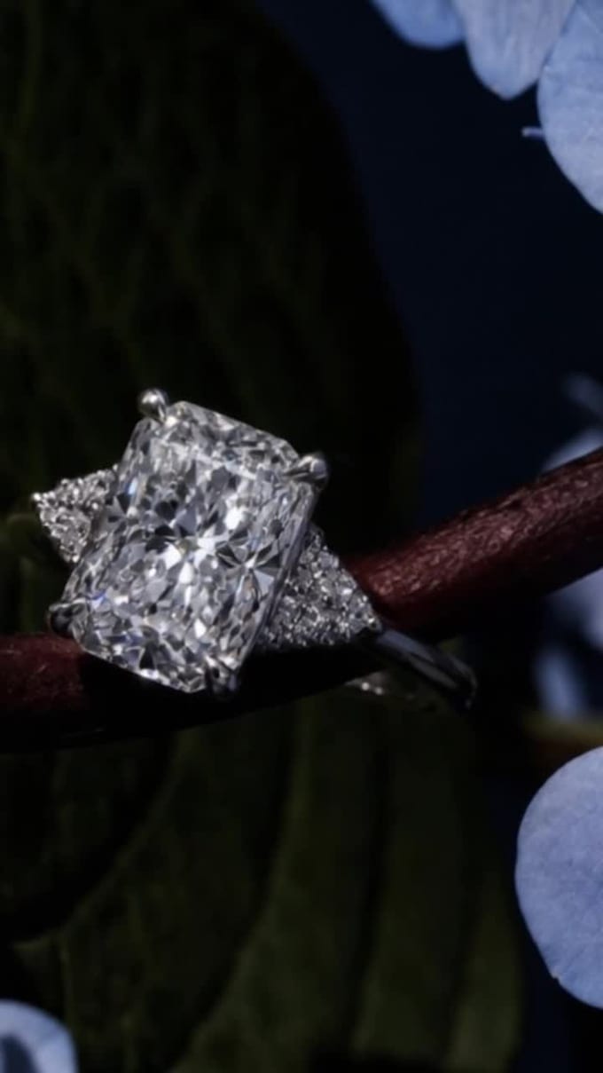 create ai jewelry product images for jewelry brands