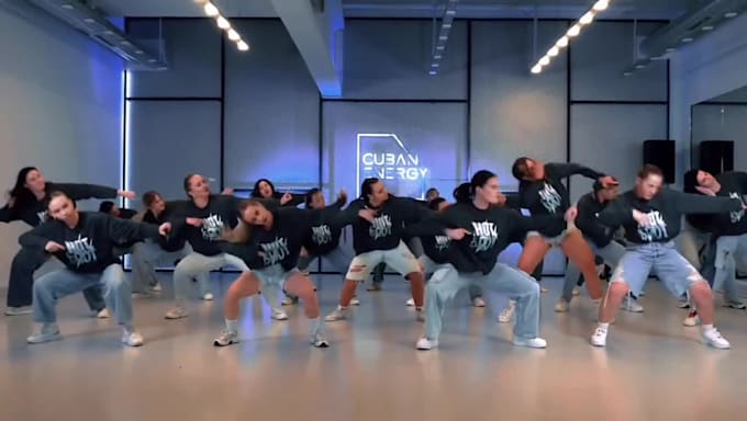 group dance choreography for viral tiktok dance video
