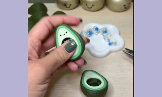 design custom 3d fidget clicker toy keychain stl 3mf for 3d printing