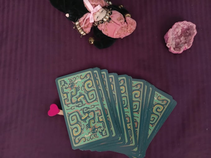 provide a love tarot reading within 24 hours