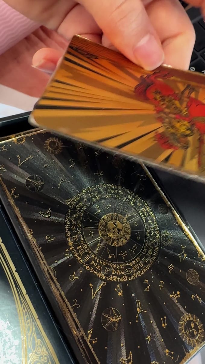 do a tarot reading for love, career or life guidance