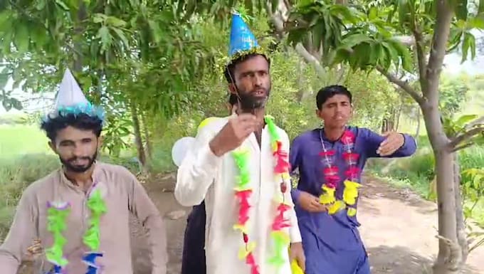 create happy valentinesday or happy birthday videos for you