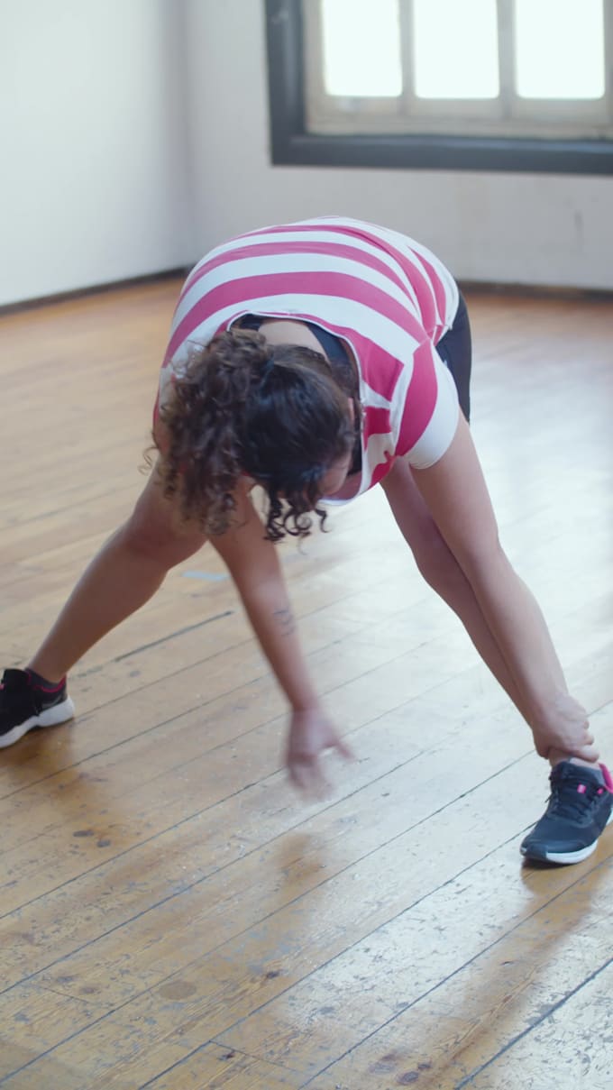customize a personalized exercise plan or posture correction