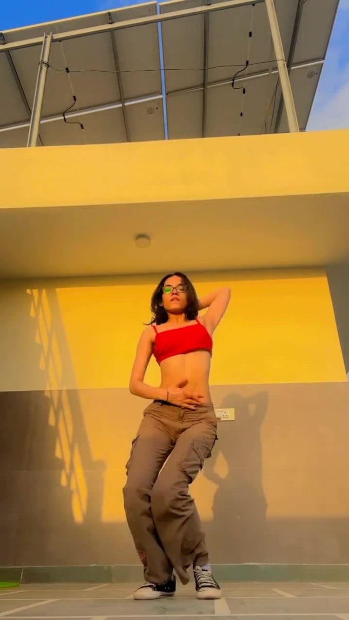 choreograph tiktok dance, tweak dance, reels dance video
