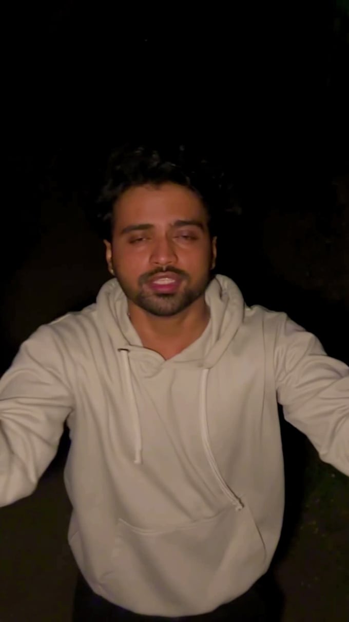 write and compose songs in hindi or english