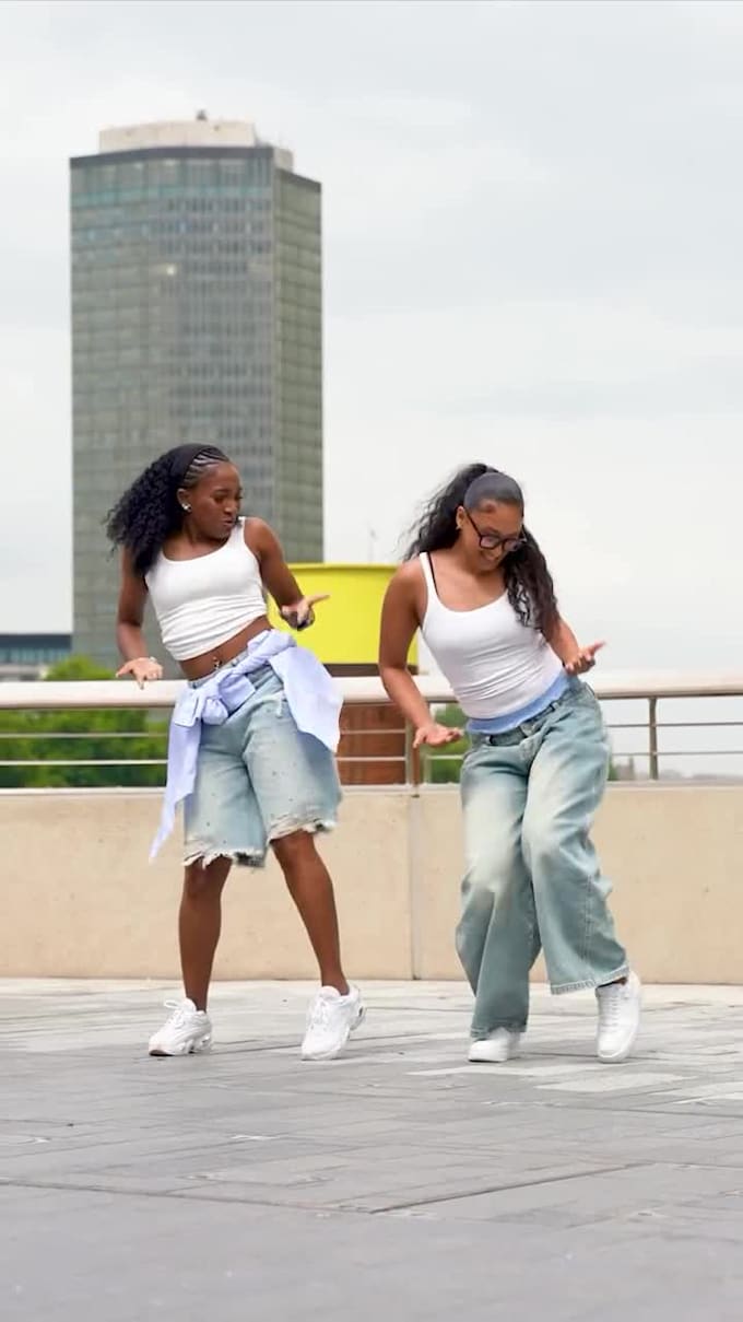 make an professional afro dance, group dance with viral dance choreography