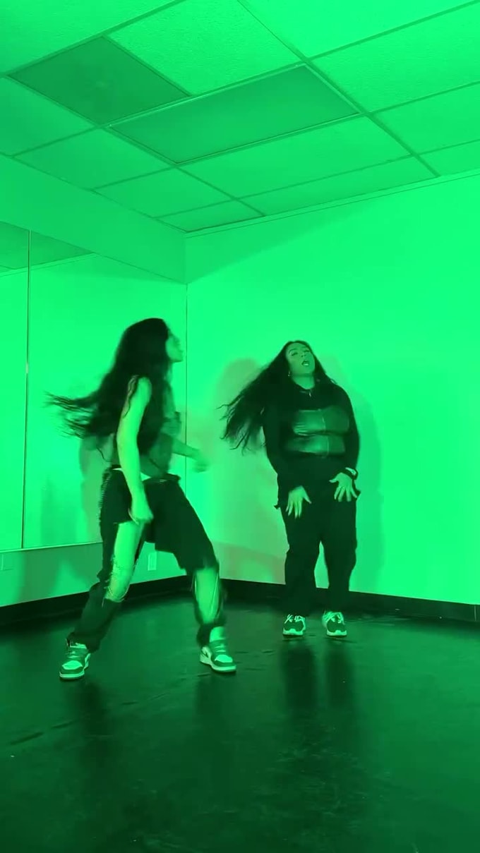 do tiktok dance attractive shuffle dance, group dance afro