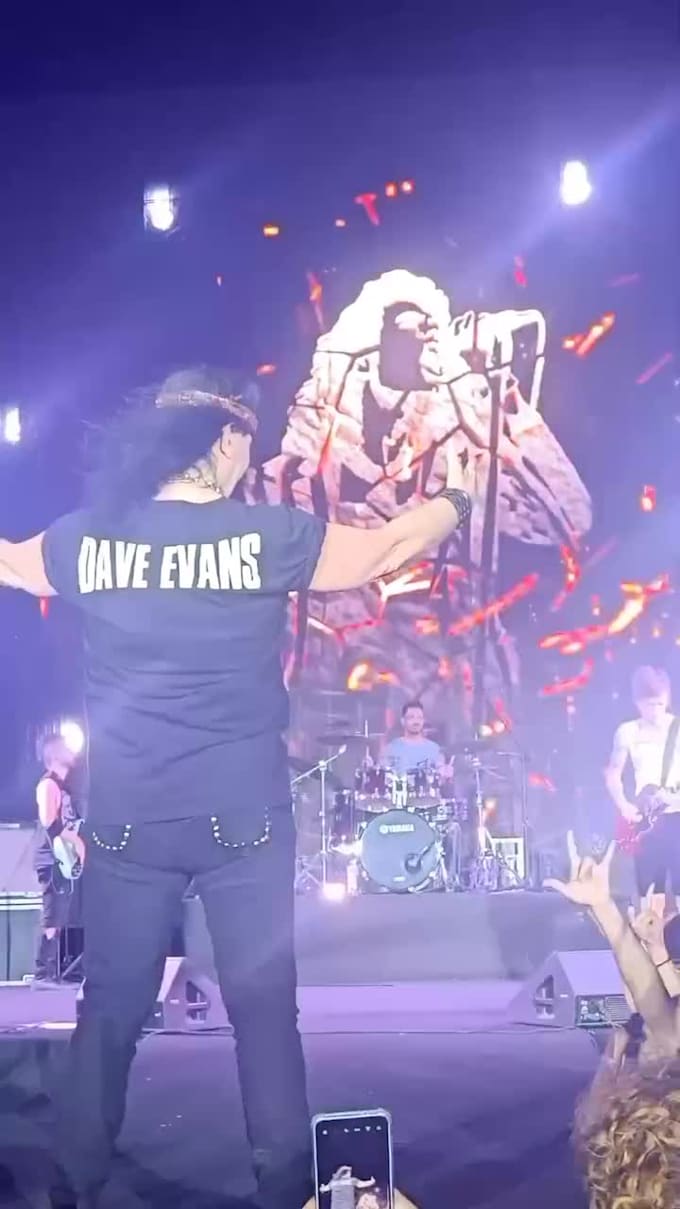 create led screen visuals for concerts and live events