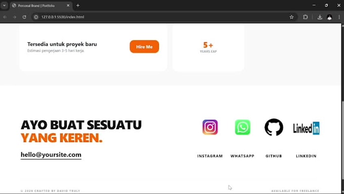 build a modern tailwind CSS portfolio website