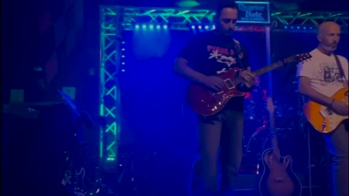 teach you guitar with a unique method