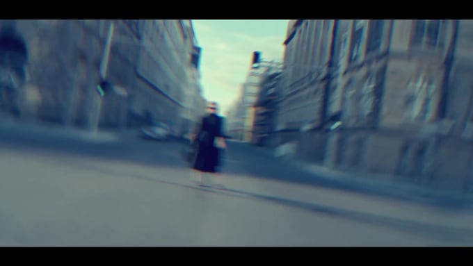 edit cinematic videos with smooth masking transitions