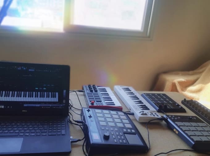 compose intro music or outro song for podcast or youtube
