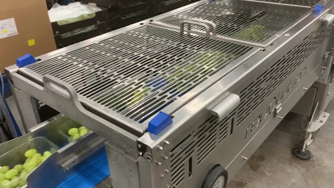 create 3d automation animation for your packaging and logistic conveyor