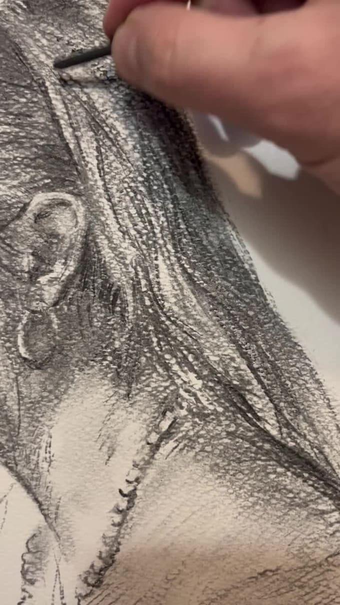 draw an illustration with charcoal