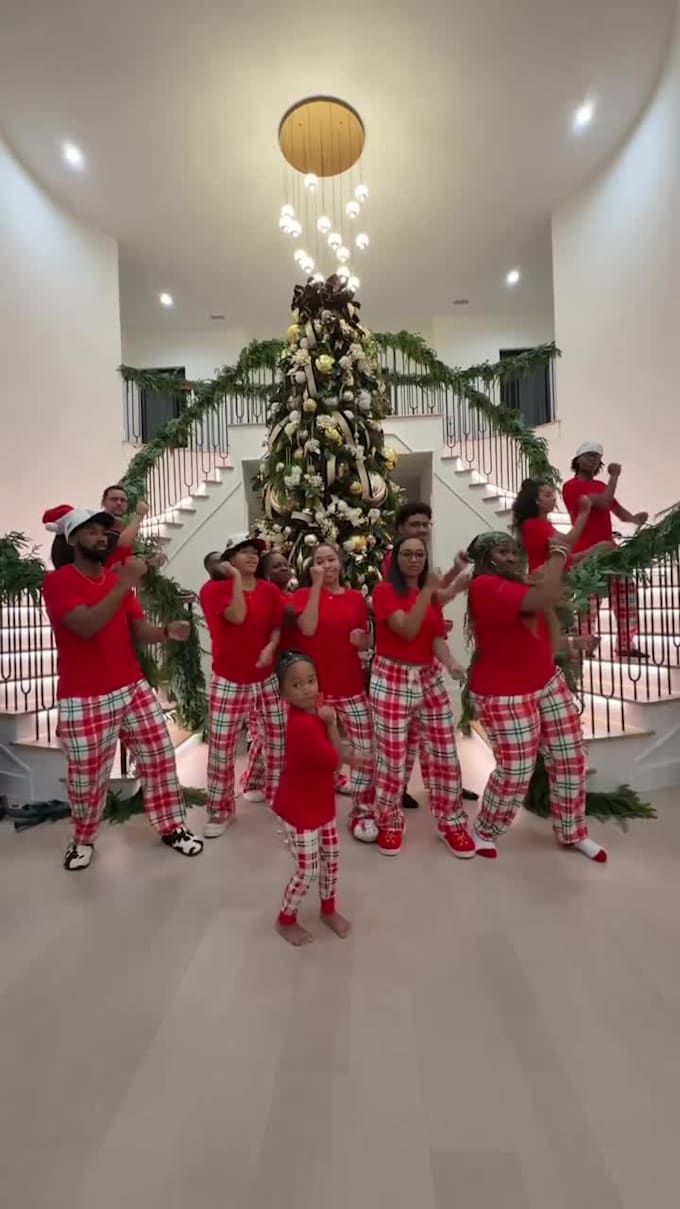 make wonderful christmas dance promo video
