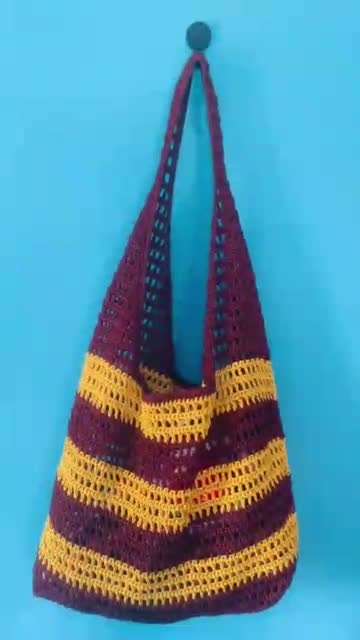 create a professional crochet bag pattern with detailed instructions
