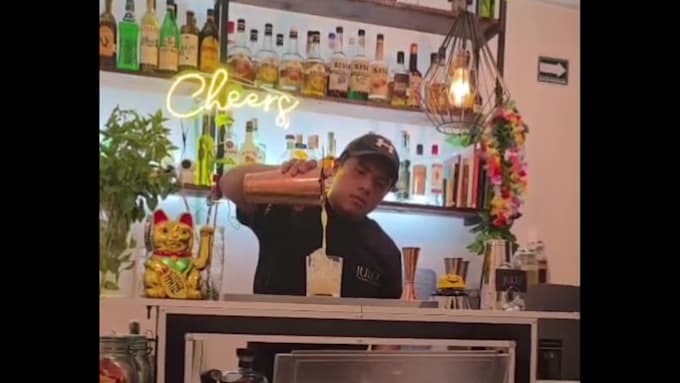 create a custom signature cocktail menu for your wedding or event
