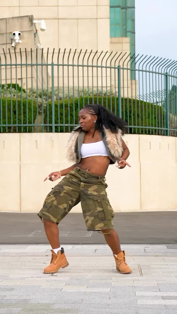 do tiktok dance, afro dance, solo dance, twerk dance video