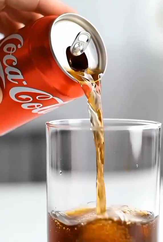 create premium coca cola tin pack product promo video