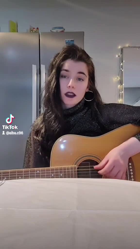 be your female singer in english and spanish
