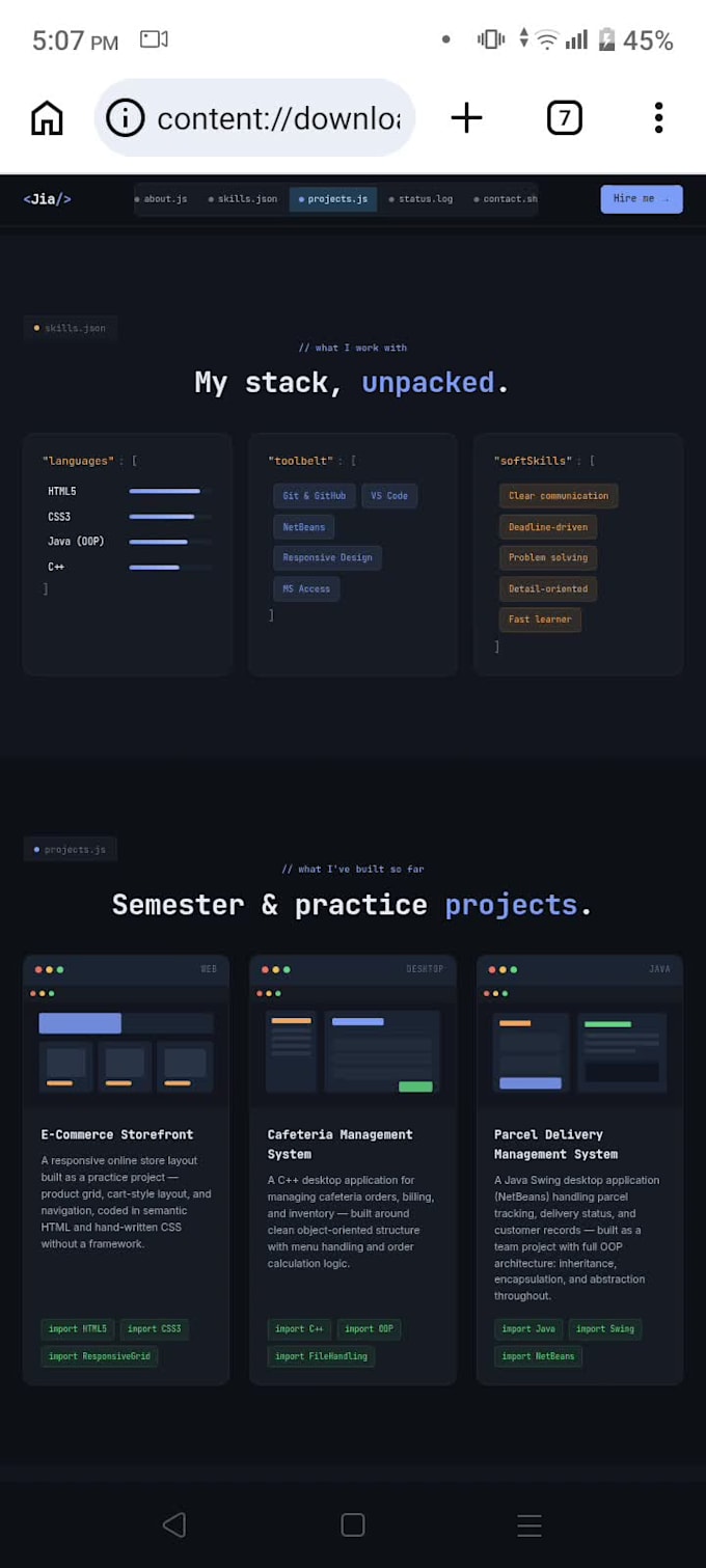 create a responsive HTML CSS website