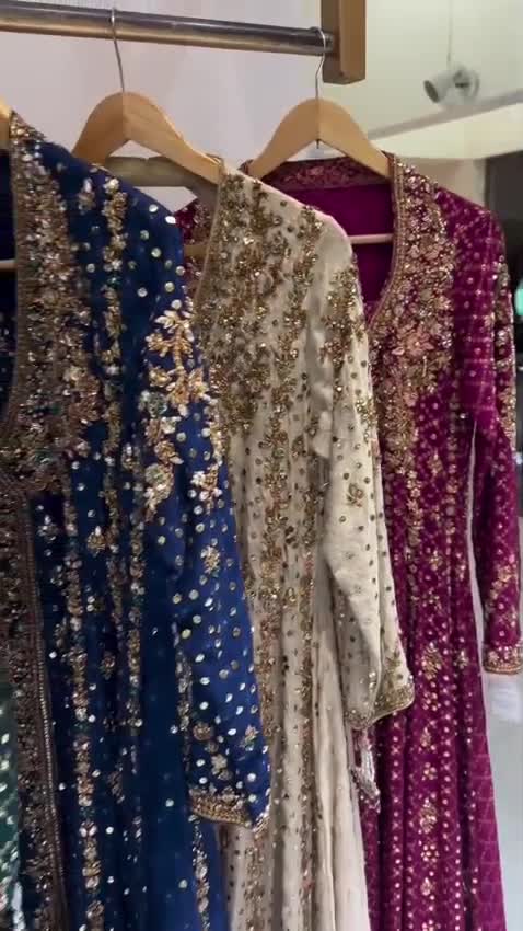design custom pakistani dresses