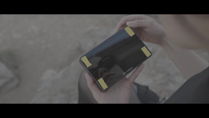 professionally replace phone, laptop and TV screens with realistically