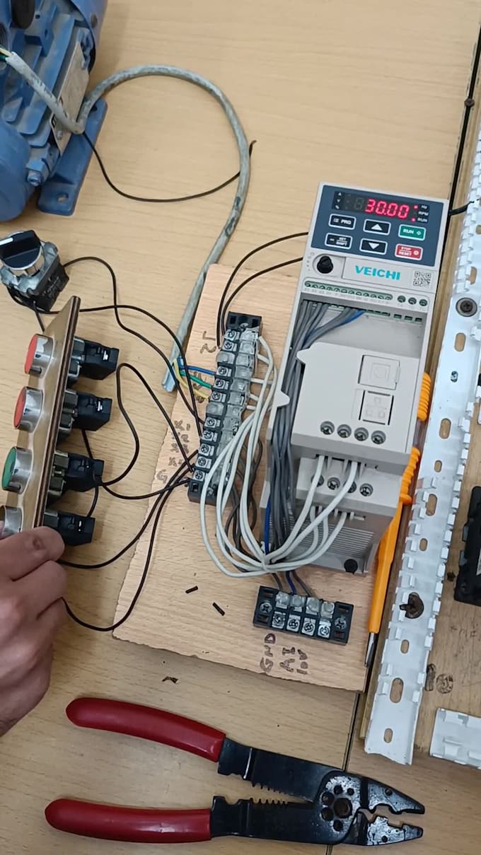 design electrical control circuits and plc programs