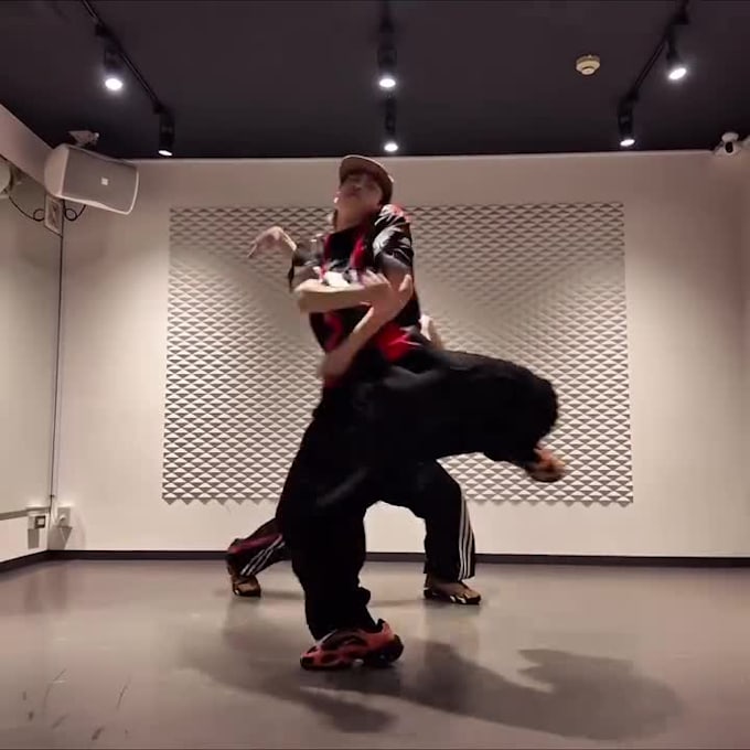 choreograph powerful group dance routines for your music