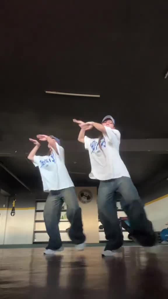 do viral video, tik tok choreography and dance videos, challenge, tiktok dance